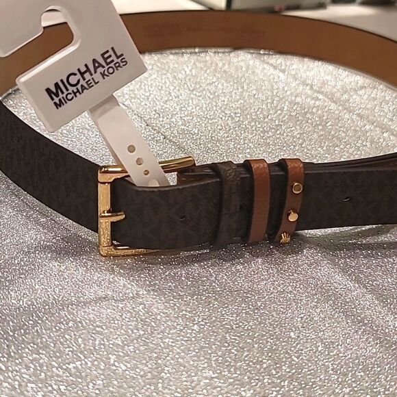 Michael Kors Logo Signature Square Gold Buckle Belt - Picture 5 of 9